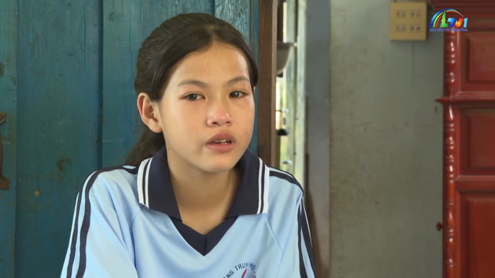 Phóng sự nhân vật hoa cúc trắng tháng 10: Nghị lực vượt khó của cô học trò nghèo vùng biển